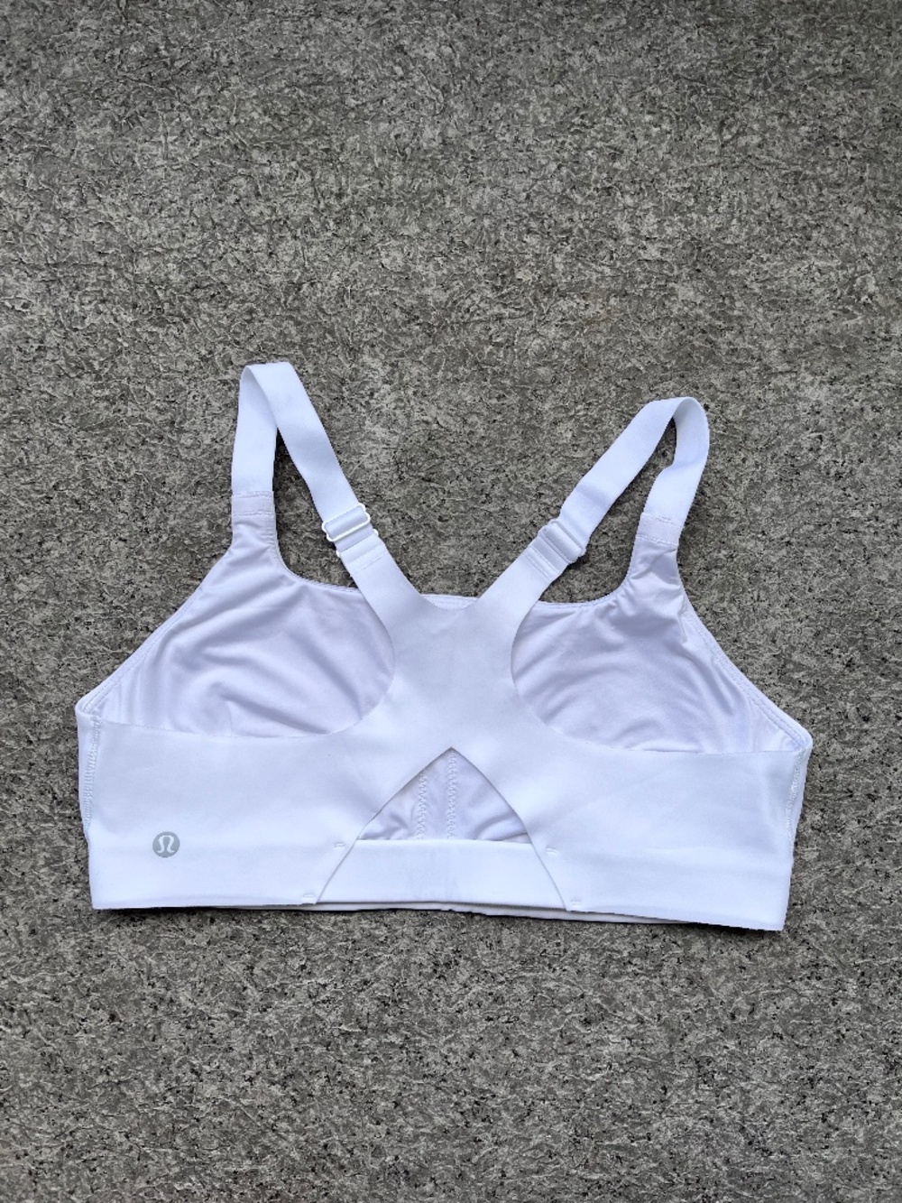 Lululemon Ultralu Square-Neck b/c cup sport bra white size 10